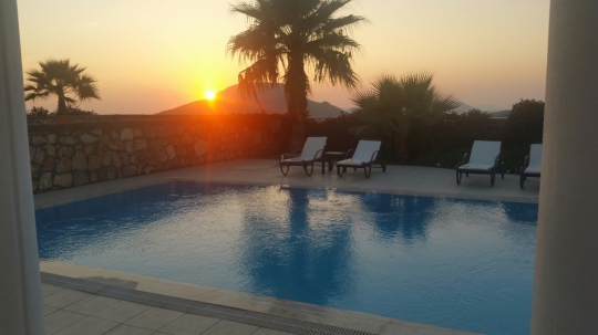 Sunset Villa A