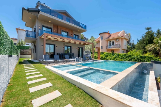 Villa Azure Luxe Ovacık