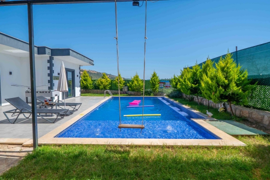 Villa İron