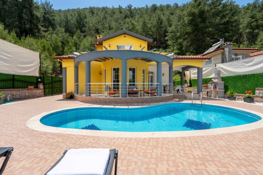 Villa Sarı Yaz